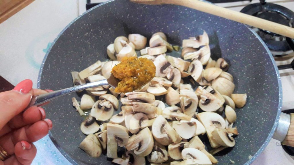 Mushrooms with Garlic Butter