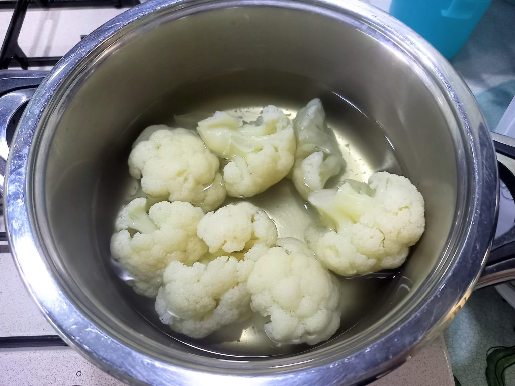 boiled cauliflower