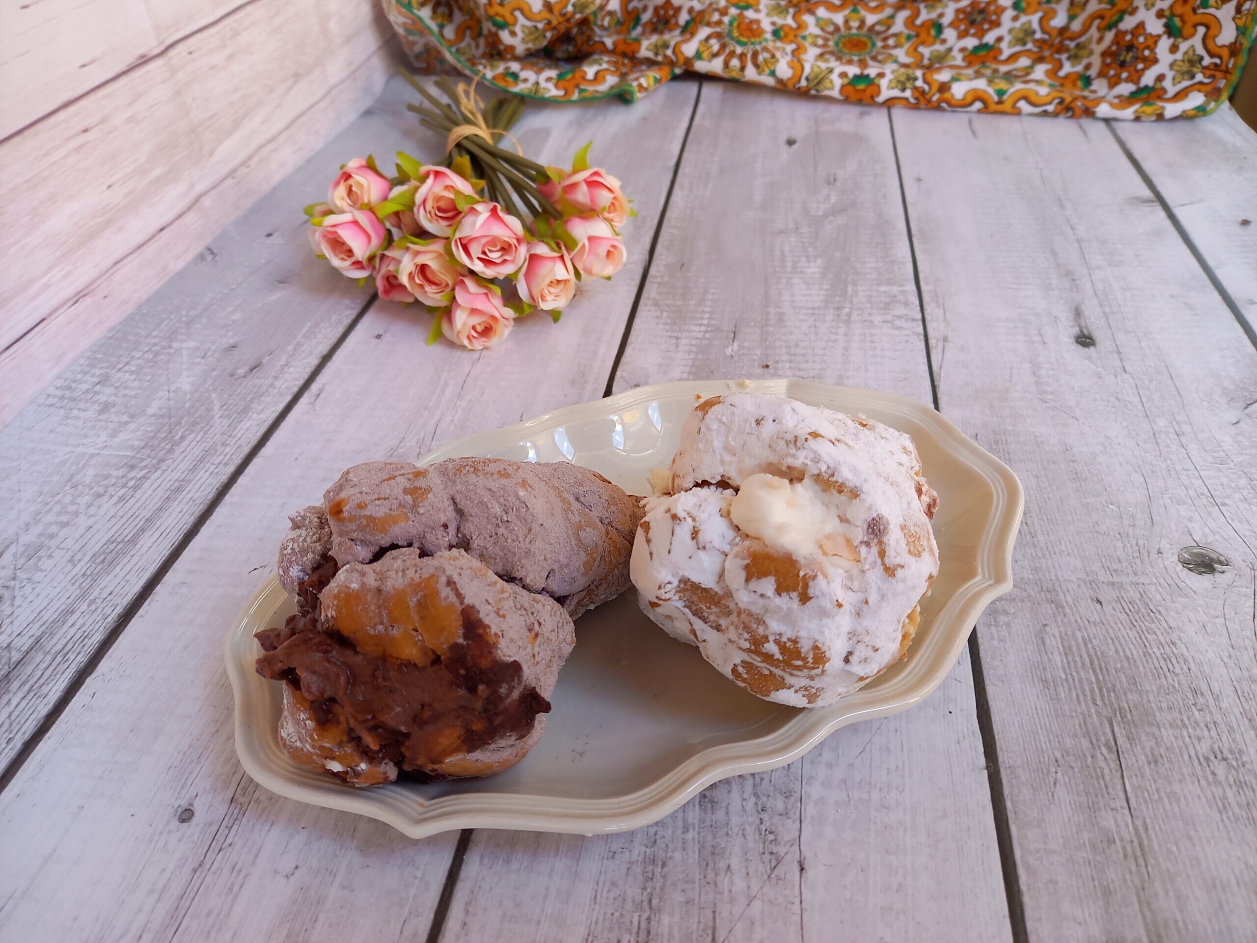 Messina Lulù with cream and chocolate