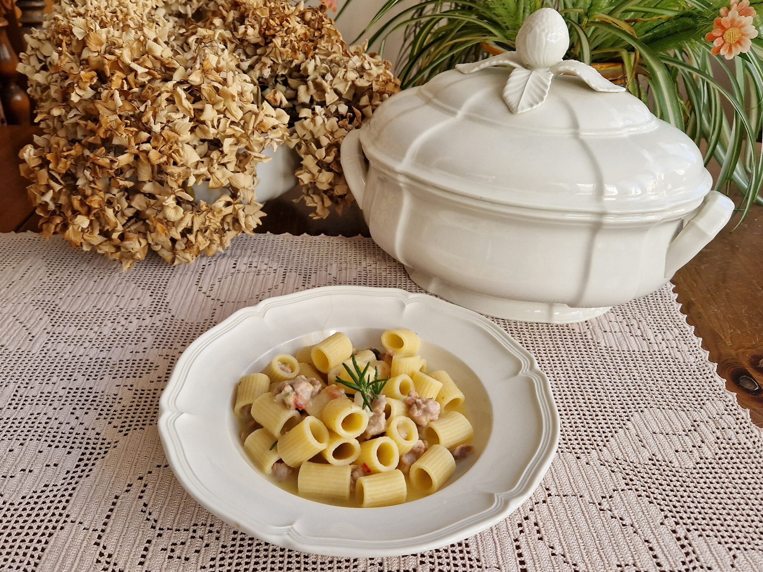 Pasta with Potato Cream and Sausage