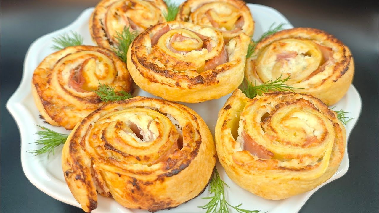 Puff Pastry Swirls with Ricotta, Gorgonzola, and Ham