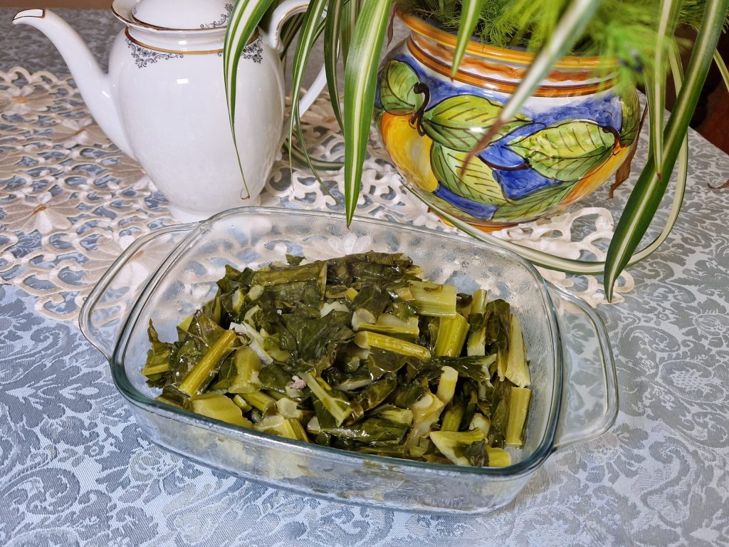 How to Use Cabbage and Cauliflower Leaves