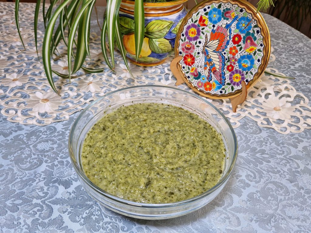 How to Use Cabbage and Cauliflower Leaves