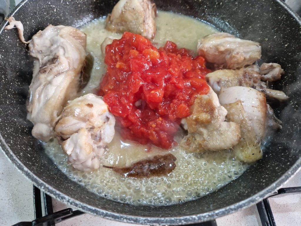 Chicken with Roman-style Peppers
