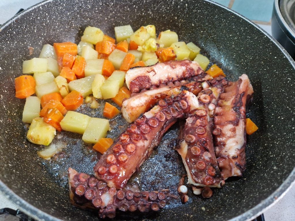 Toasted Octopus with Sweet and Sour Vegetables