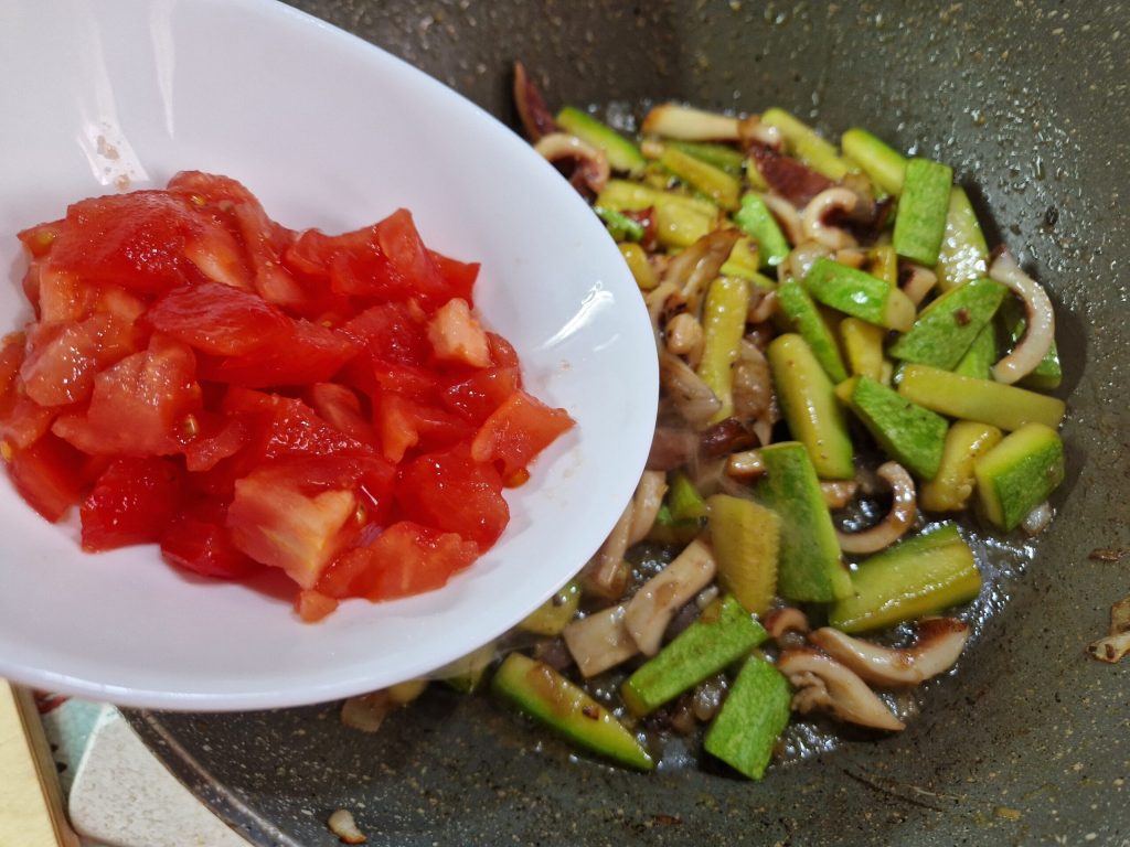 Squid with Stir-Fried Vegetables
