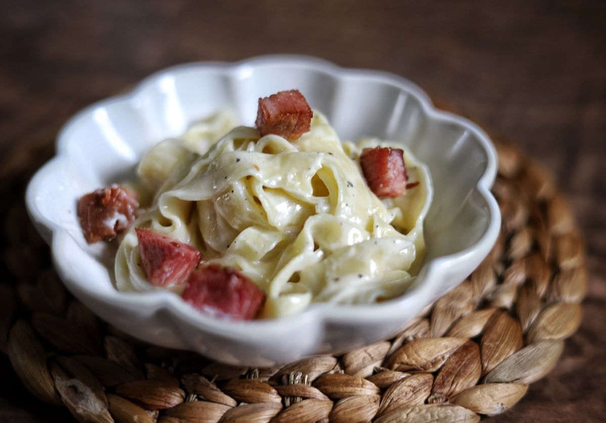 PAPPARDELLE WITH PARMESAN CREAM AND PROIBITA