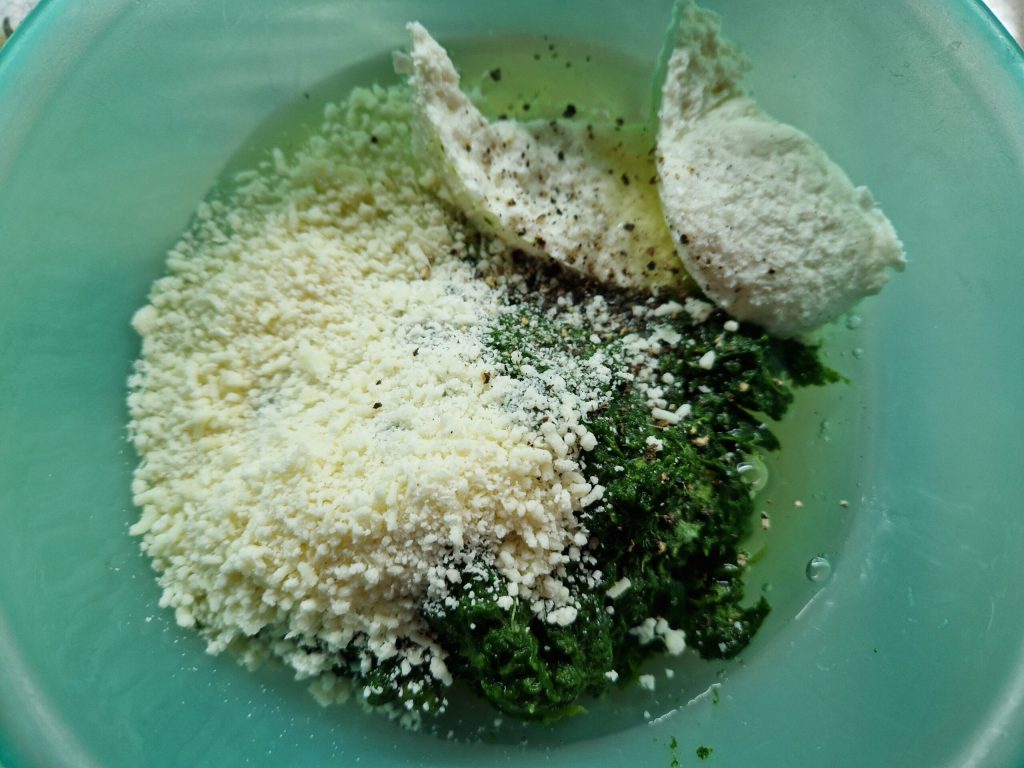 Air Fryer Spinach Pie