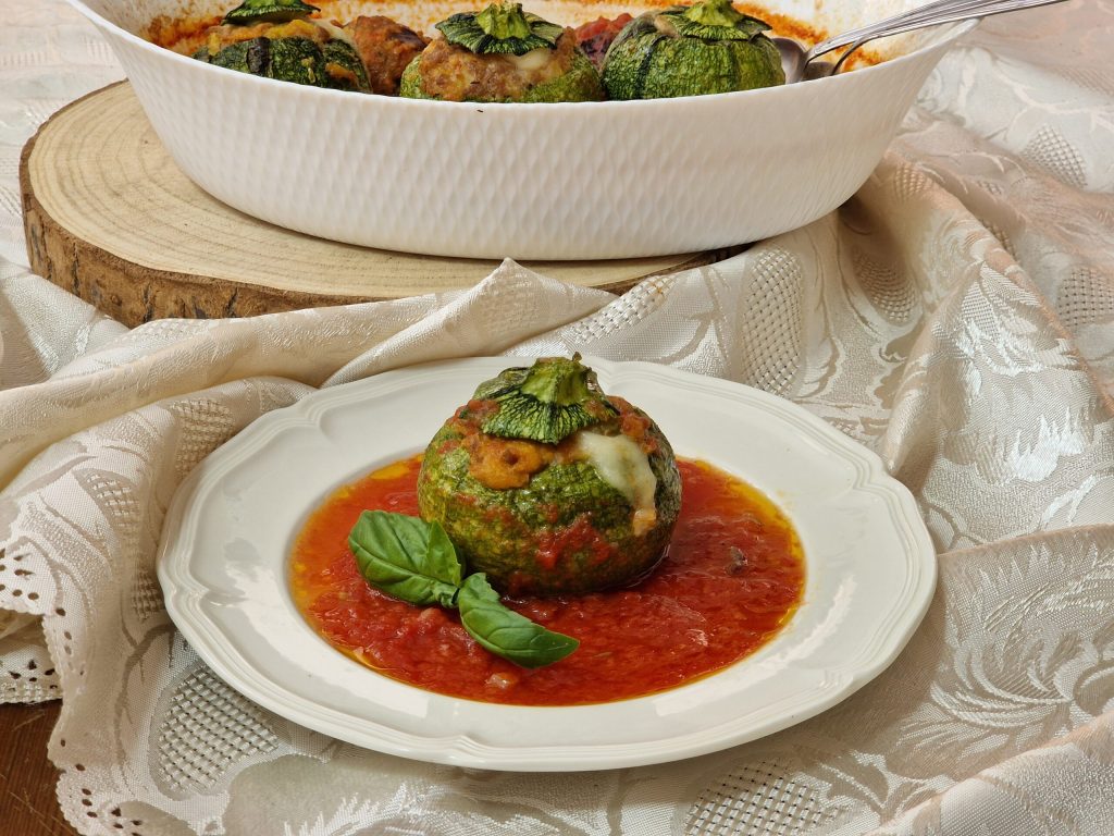 Round Zucchini Stuffed with Meat and Tomato Sauce
