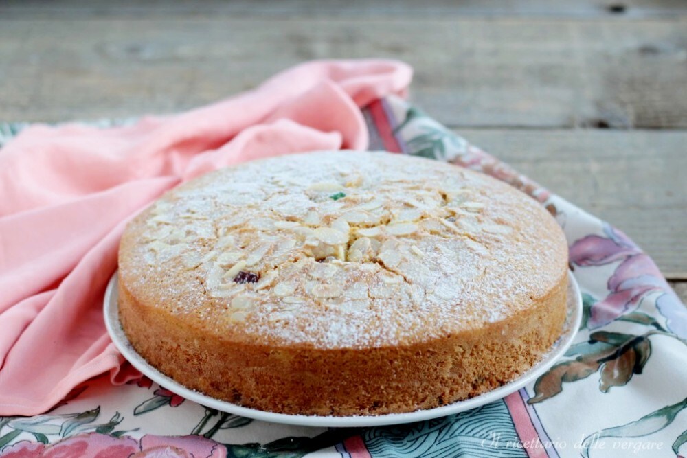 Cake with Candied Fruits and Almonds