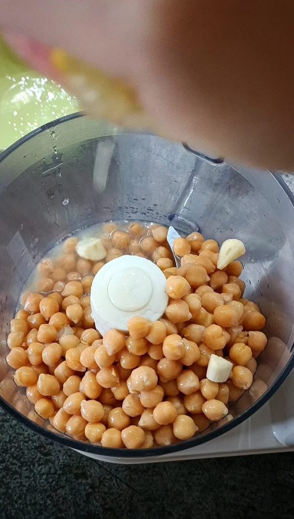 Garlic and Lemon Juice