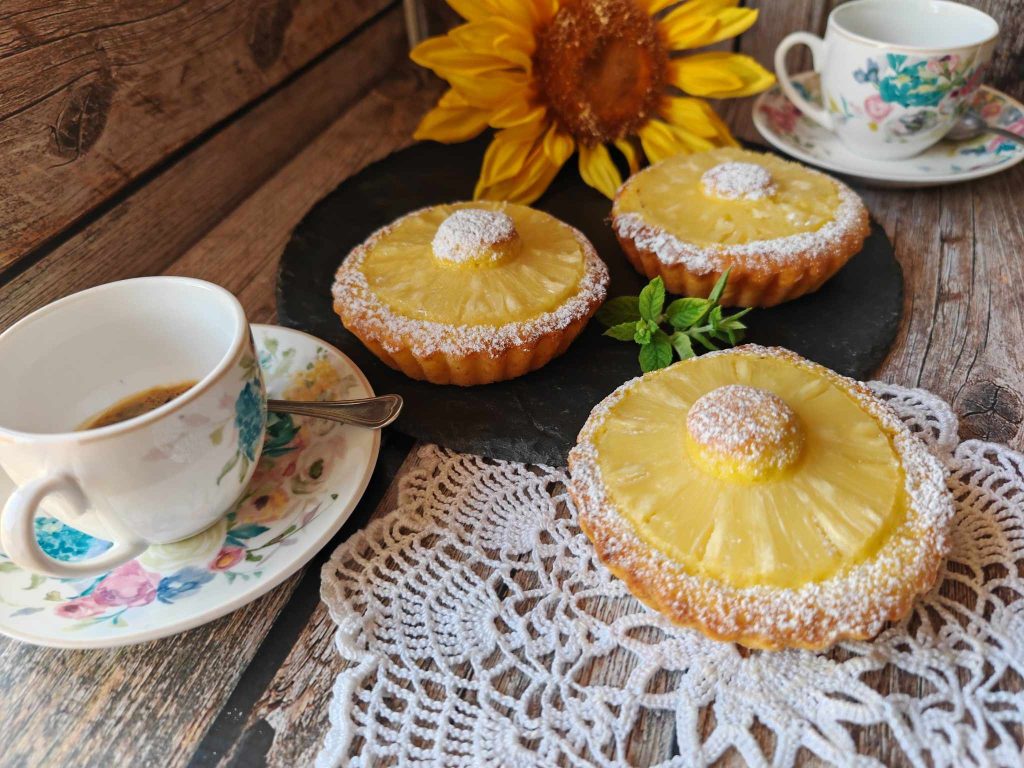 Soft Pineapple Cakes