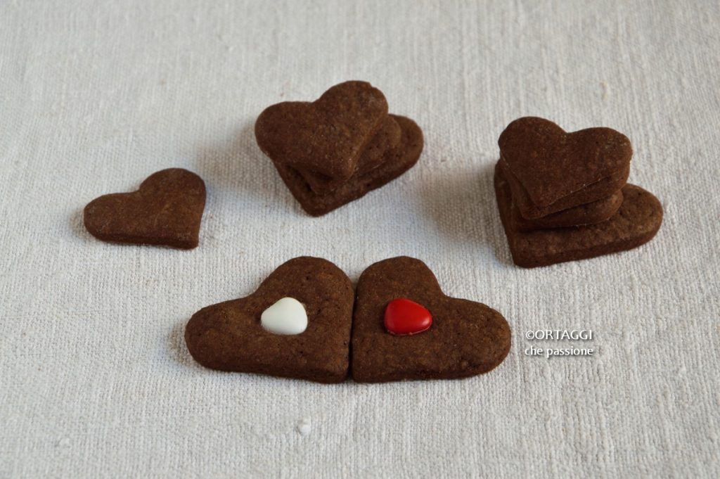 cocoa shortcrust cookies - VALENTINE'S DAY COOKIES