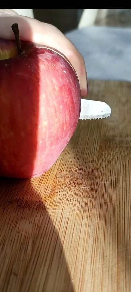 Peel the apples