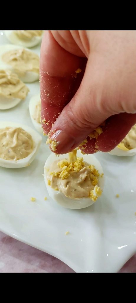 Decorating with yolks
