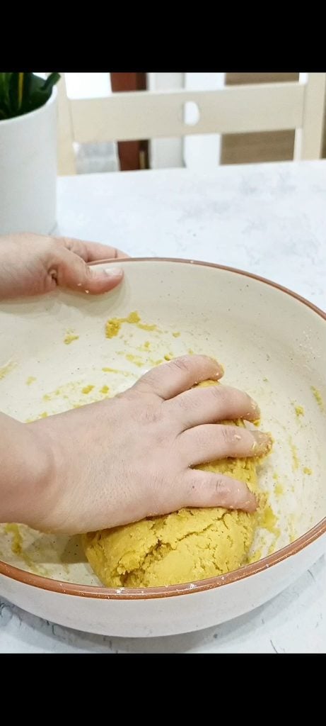 Mix the ingredients with your hands
