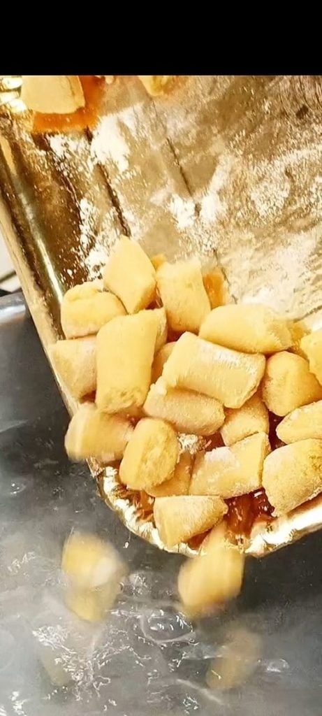 Pour the chickpea gnocchi in plenty of salted boiling water
