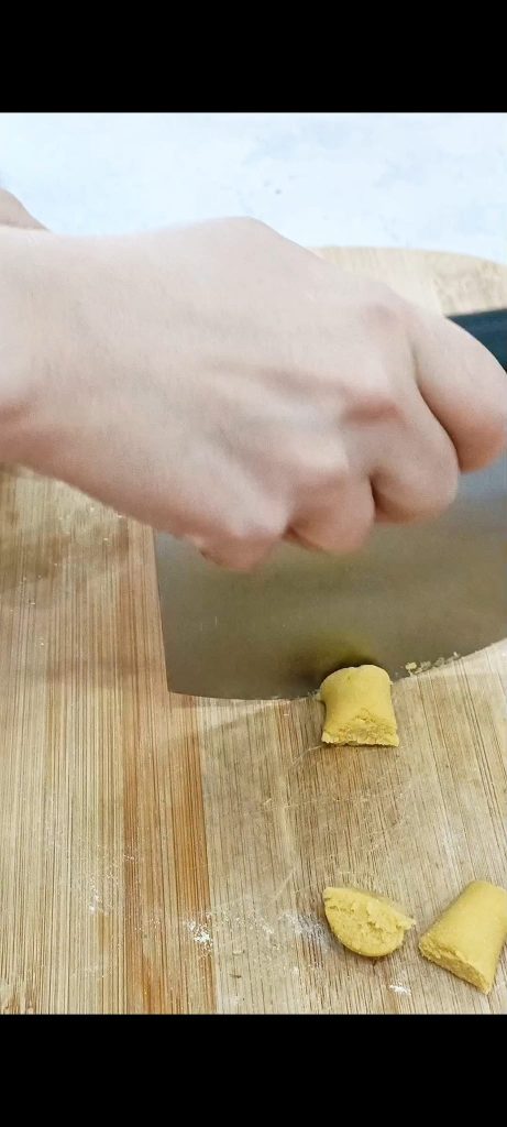 Get many small gnocchi