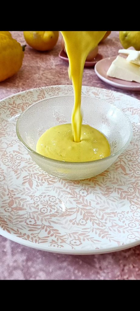 Preparing the sauce