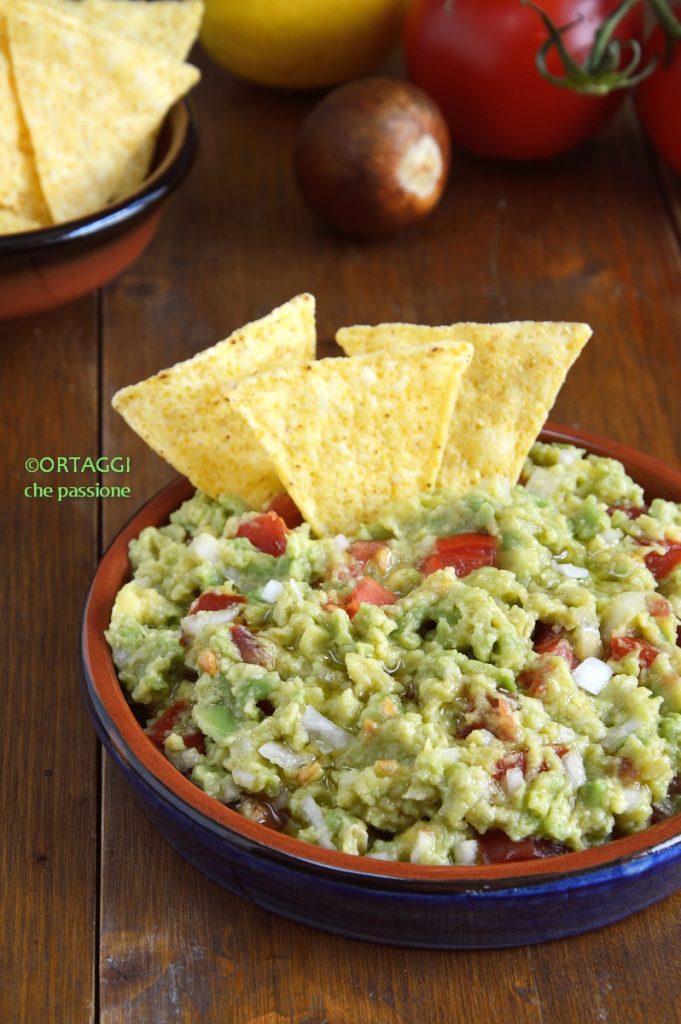 Guacamole with Tomato Summer Ingredients