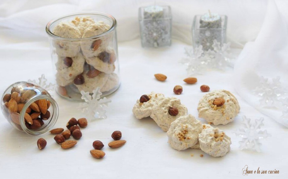 Meringues with Almonds and Hazelnuts
