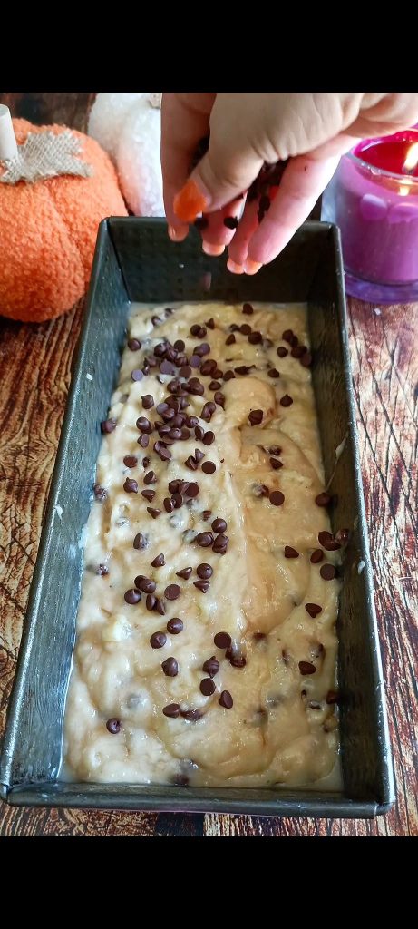 Distribute more chocolate chips on top