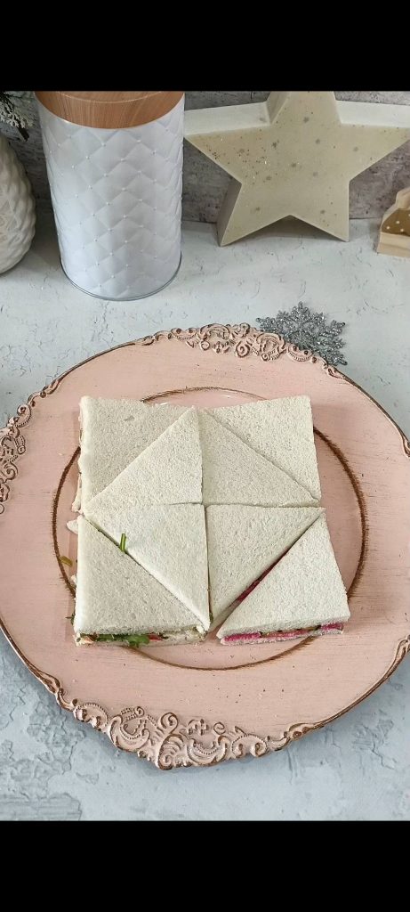 Square of sandwiches