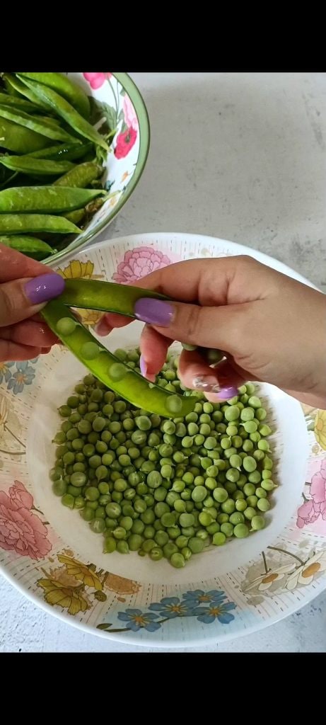 Shell the peas