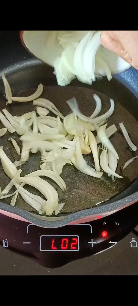 Onion and oil