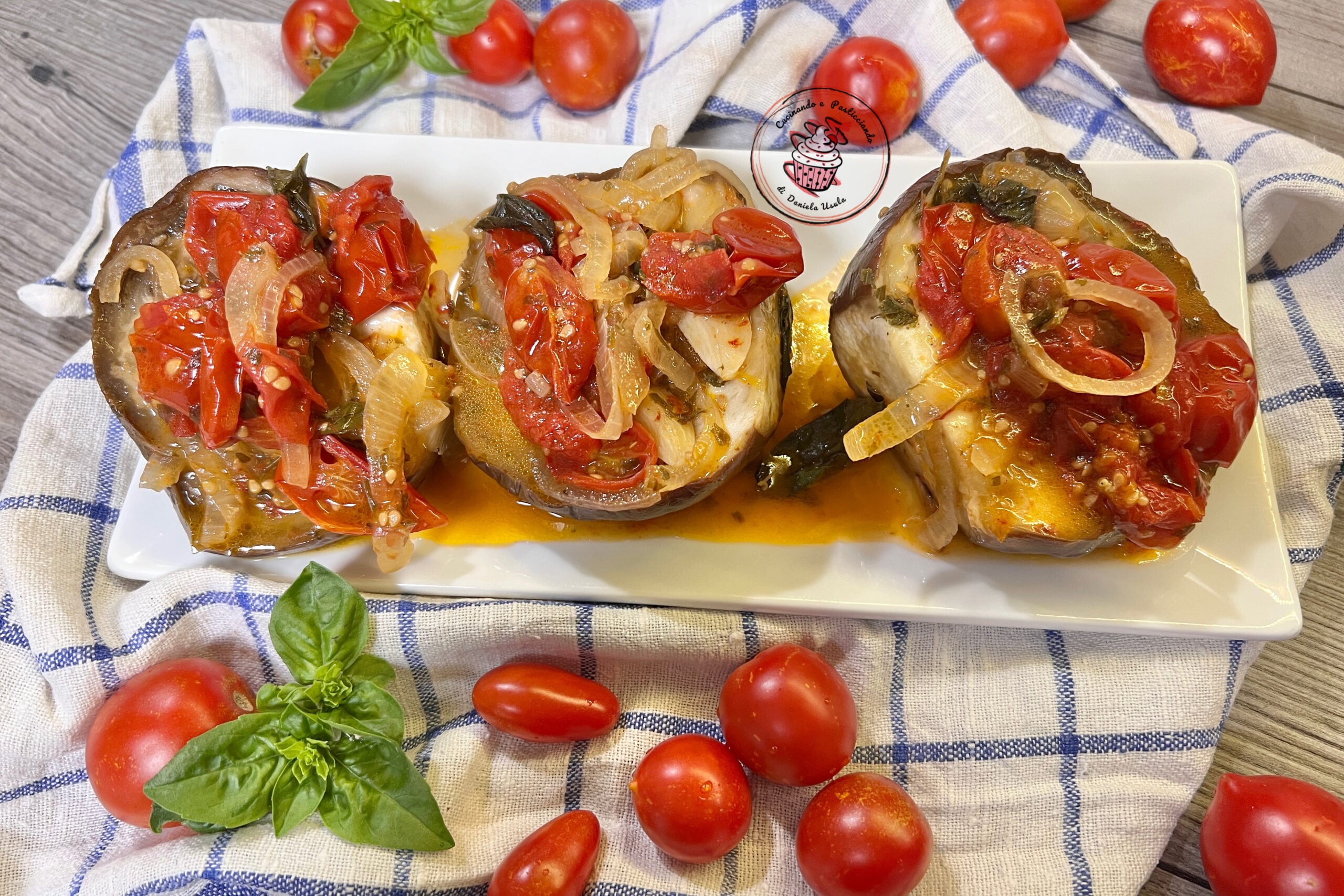 FLAVORFUL EGGPLANTS IN A PAN: easy and tasty side dish in a few minutes