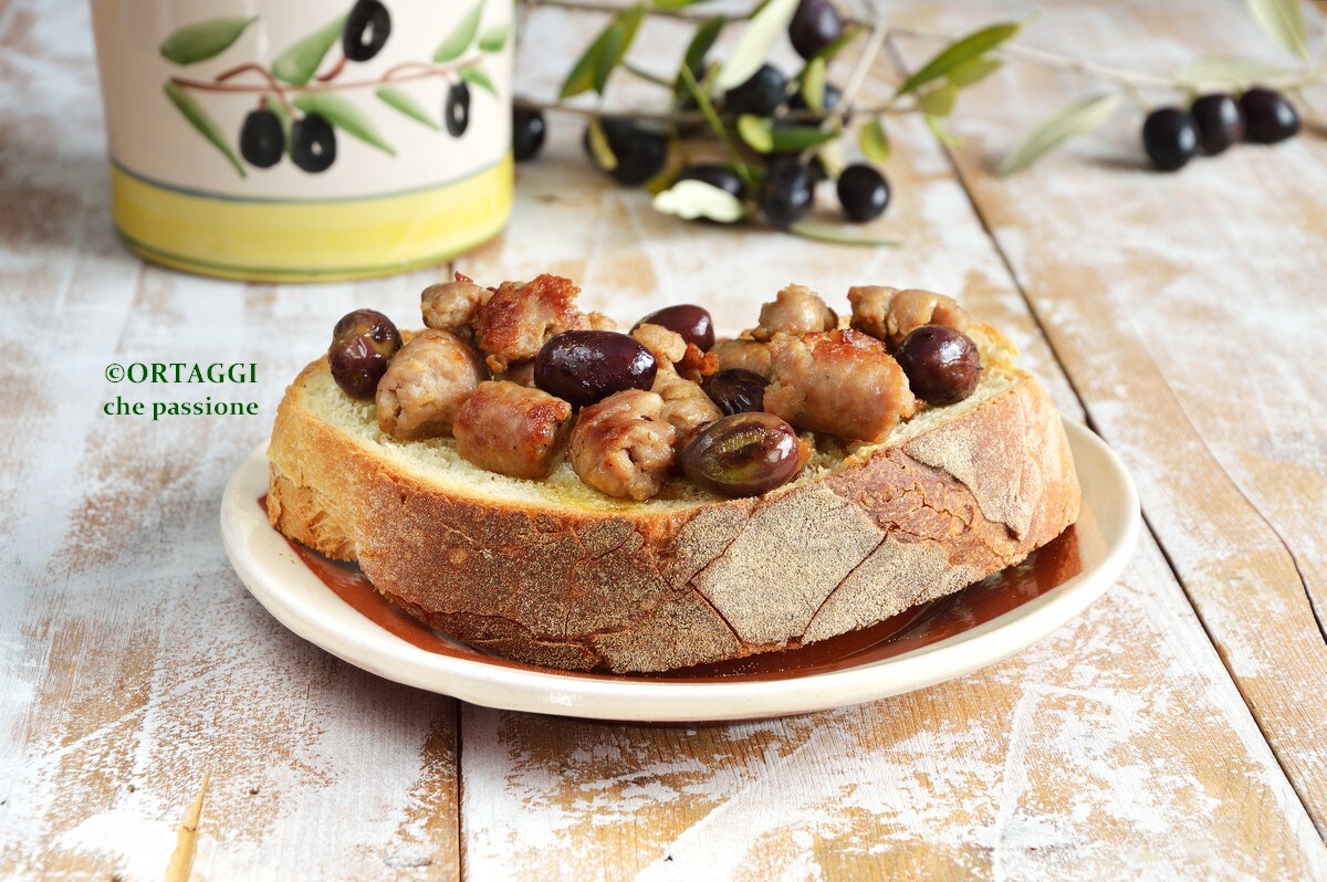 Fresh Olives in a Pan with Sausage or Vegetables