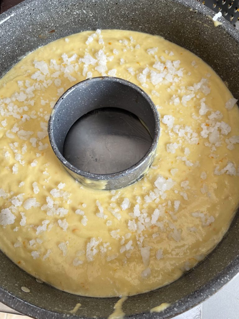 Adding sugar granules