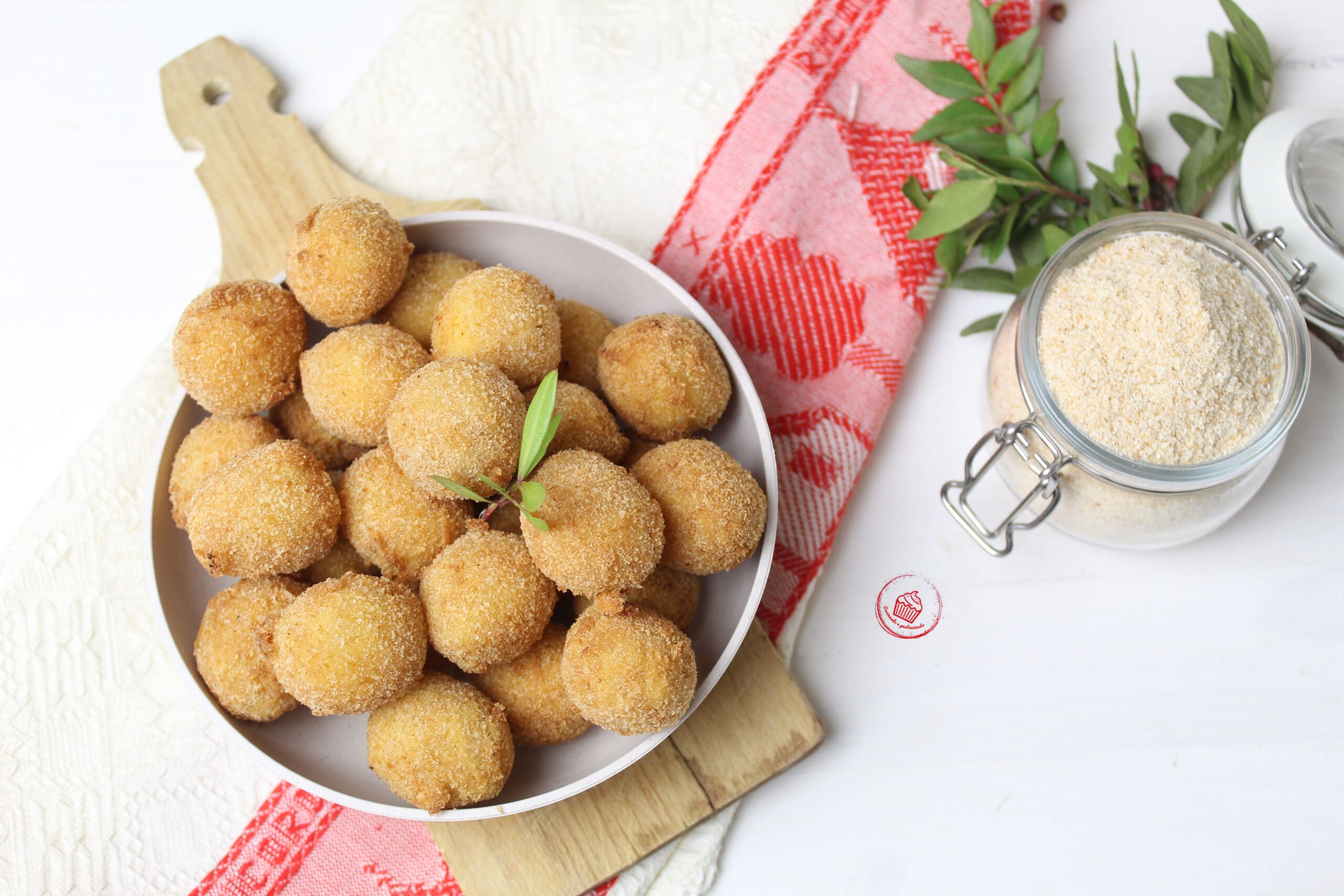 Fried Mozzarella Bites