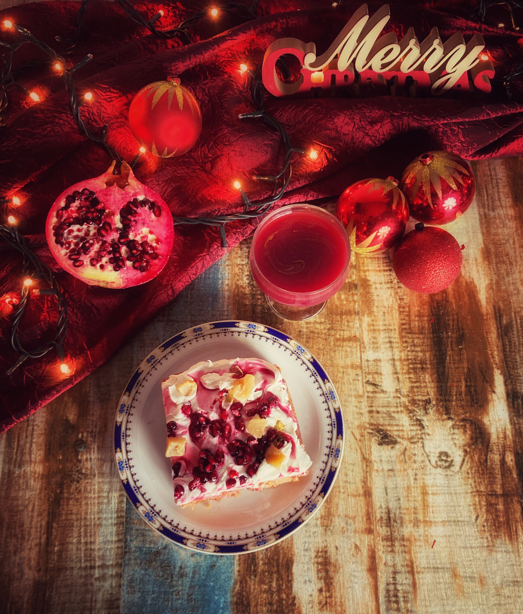 Christmas Jell-O Poke Cake (United States)