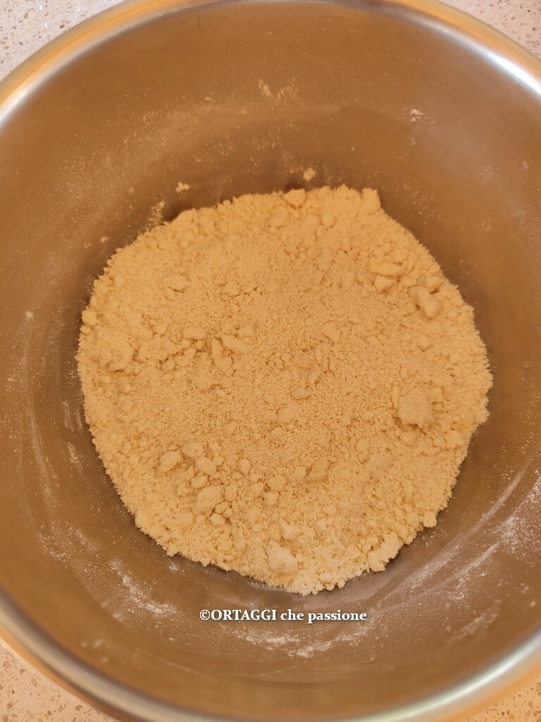sandy flour mixture