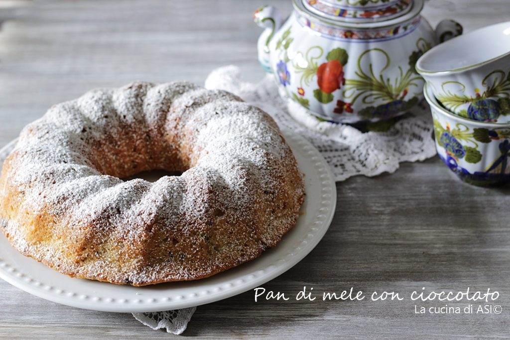APPLE BREAD with chocolate