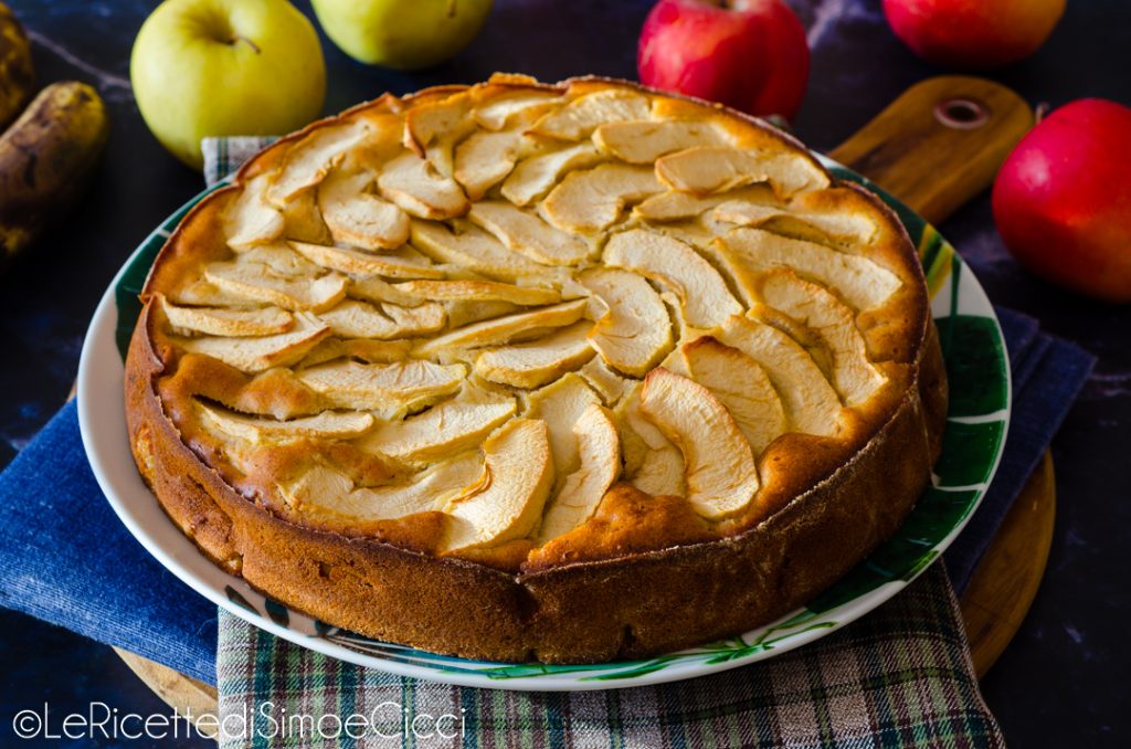 Apple and Banana Cake