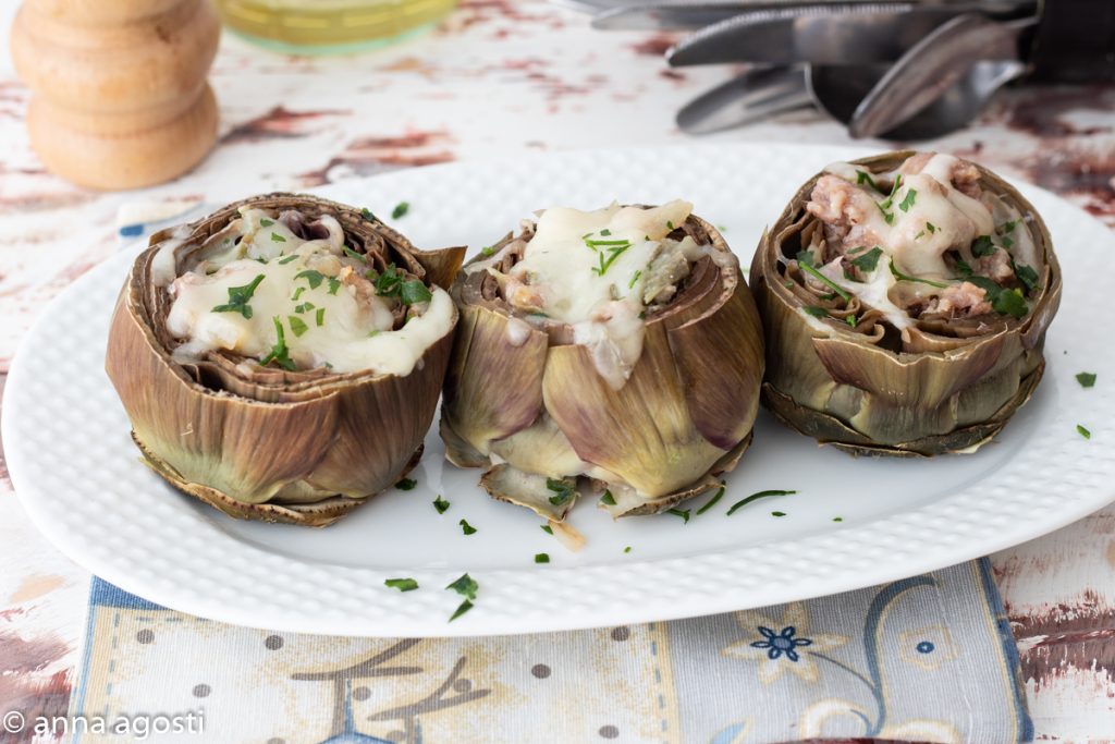Artichokes Stuffed with Sausage and Scamorza