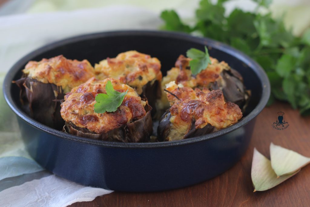 Artichokes stuffed without meat in the oven