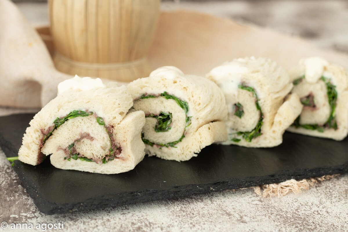 Arugula and Olive Paté Rolled Sandwich