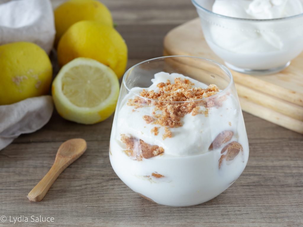lemon and amaretti dessert