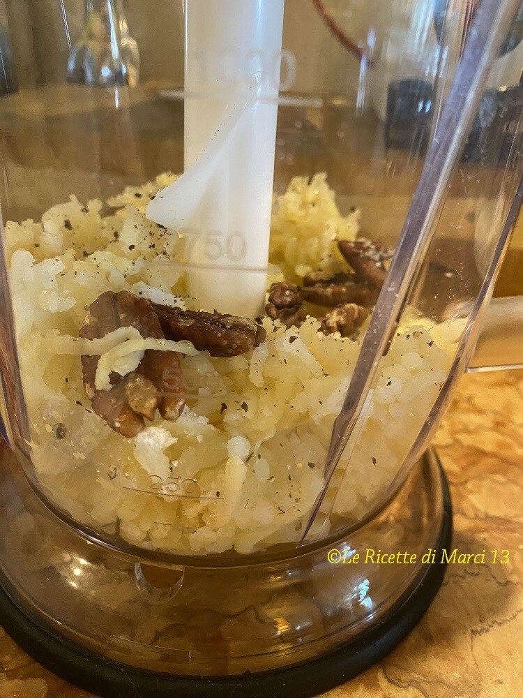 Baked Fusilli with Potato and Walnut Pesto, Gratinated with Provola mixer