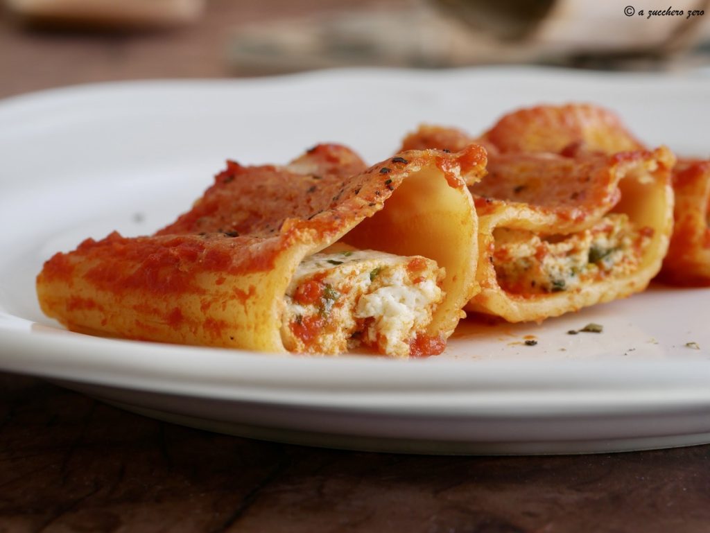 Baked Paccheri with Ricotta and Spinach