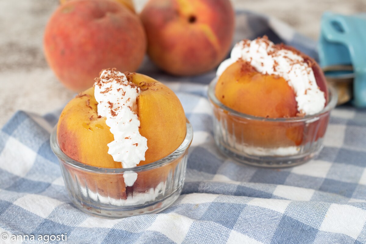 Baked Peaches Stuffed with Whipped Cream