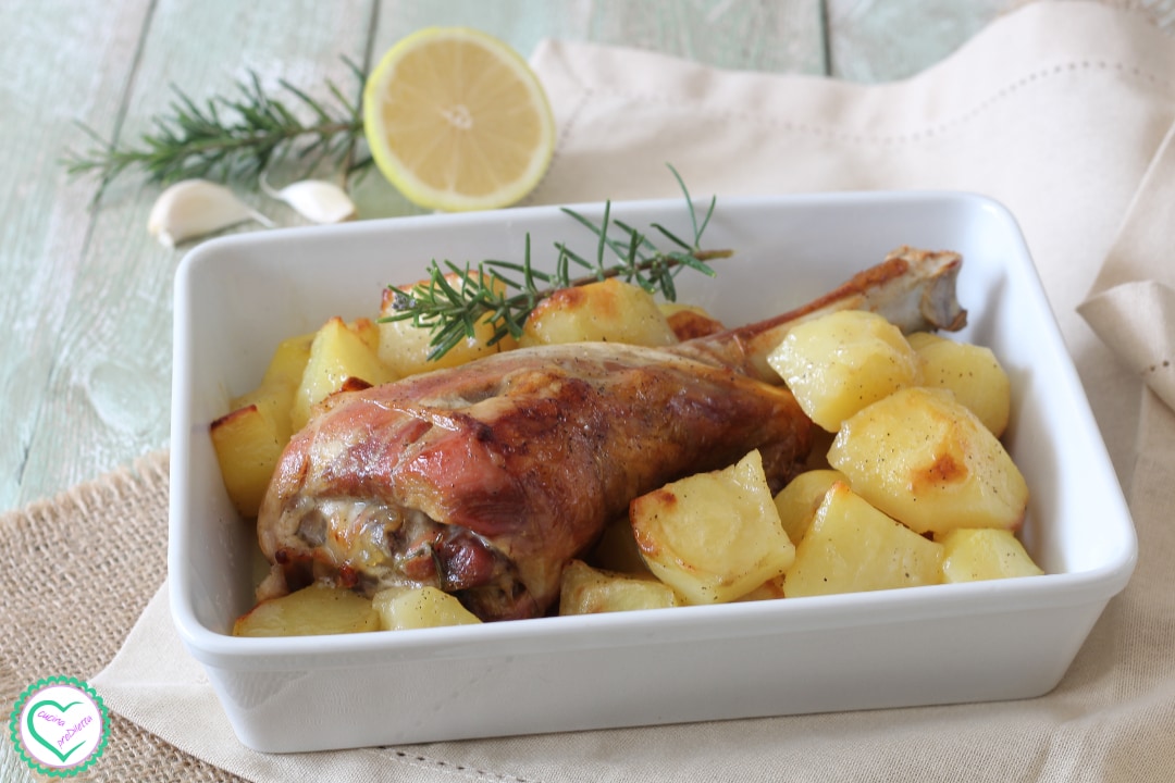 Baked Turkey Drumsticks with Potatoes