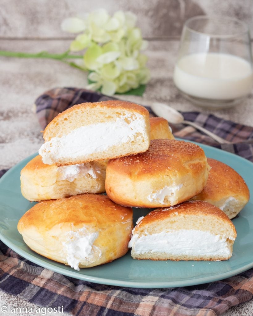 Baked Brioche Doughnuts with Sweet Filling