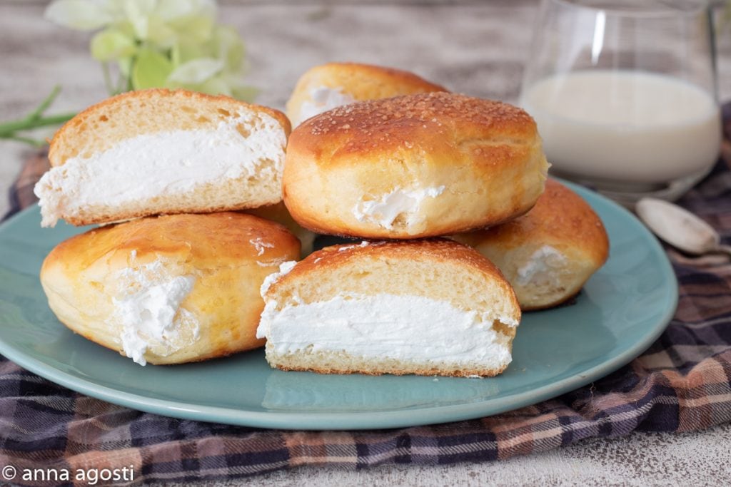 Baked Brioche Doughnuts with Sweet Filling