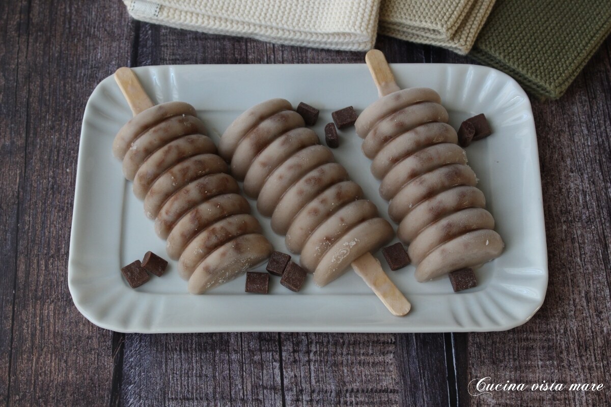 Banana and Chocolate Popsicles