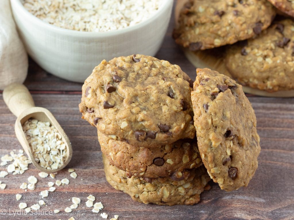 Oatmeal and Chocolate Chip Cookies