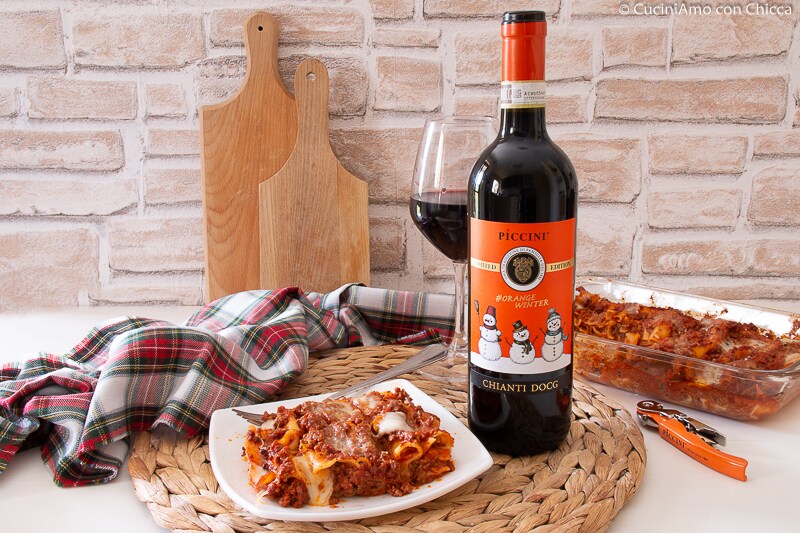 CANNELLONI WITH MEAT SAUCE AND RICOTTA